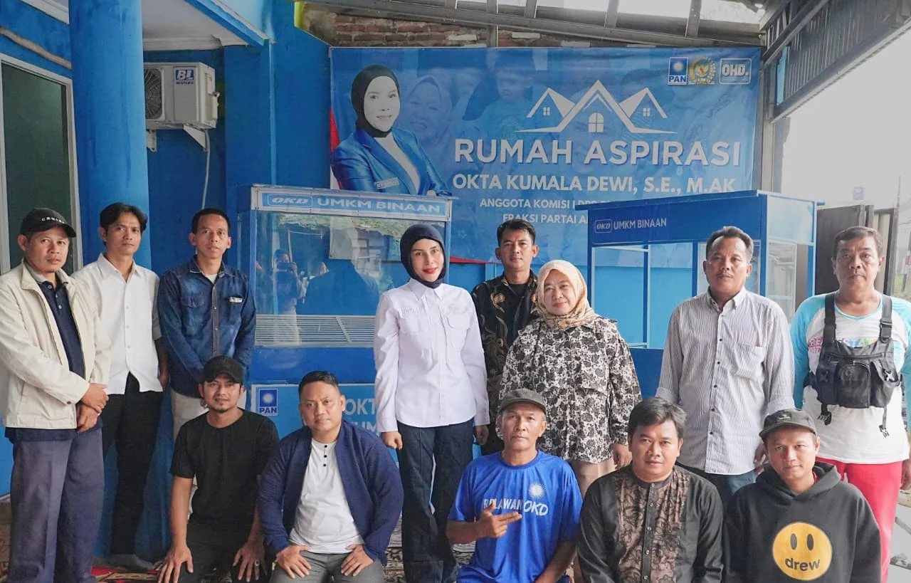 Legislator PAN Okta Kumala Dewi Salurkan 100 Unit Gerobak untuk Pelaku Usaha di Kabupaten Tangerang