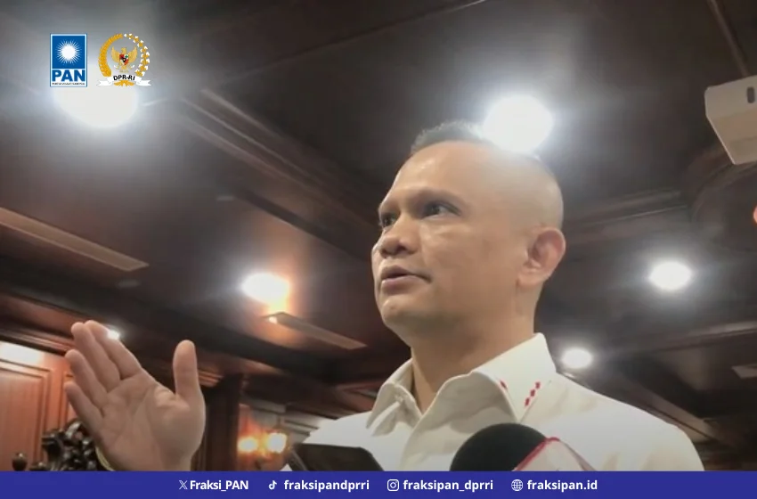 Nazaruddin Dekgam Salurkan Combine Harvester untuk Tingkatkan Produktivitas Petani Aceh Besar