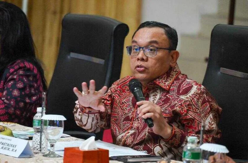 Saleh Daulay Tekankan Prinsip Meaningful Participation dalam Pembahasan RUU Kawasan Industri
