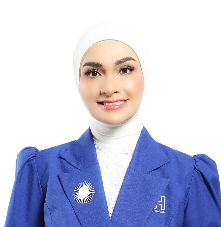 Putri Zulkifli Hasan, S.Mn., M.Bus